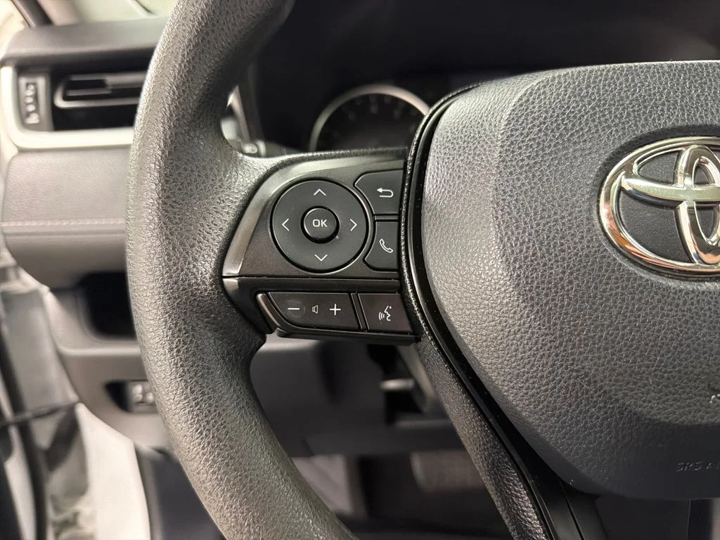 Certified Used 2019 White Toyota XLE image 21