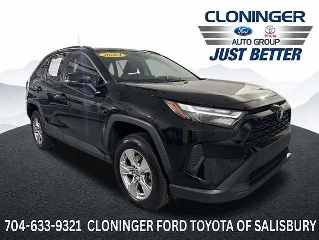 2023 Toyota RAV4 XLE