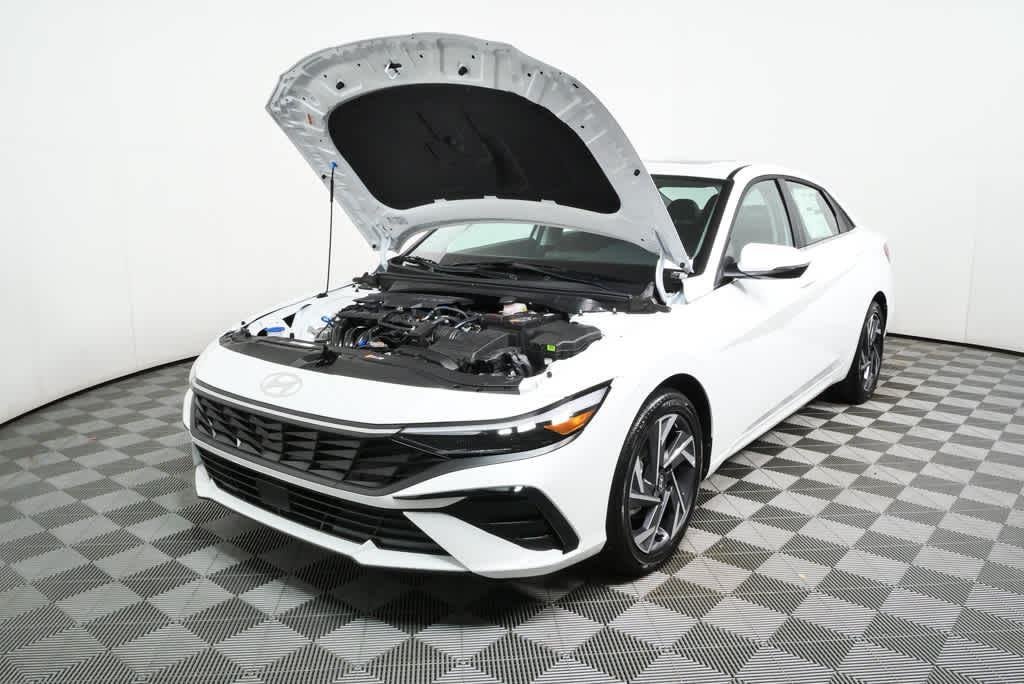 New 2026 Serenity White Hyundai Limited image 10