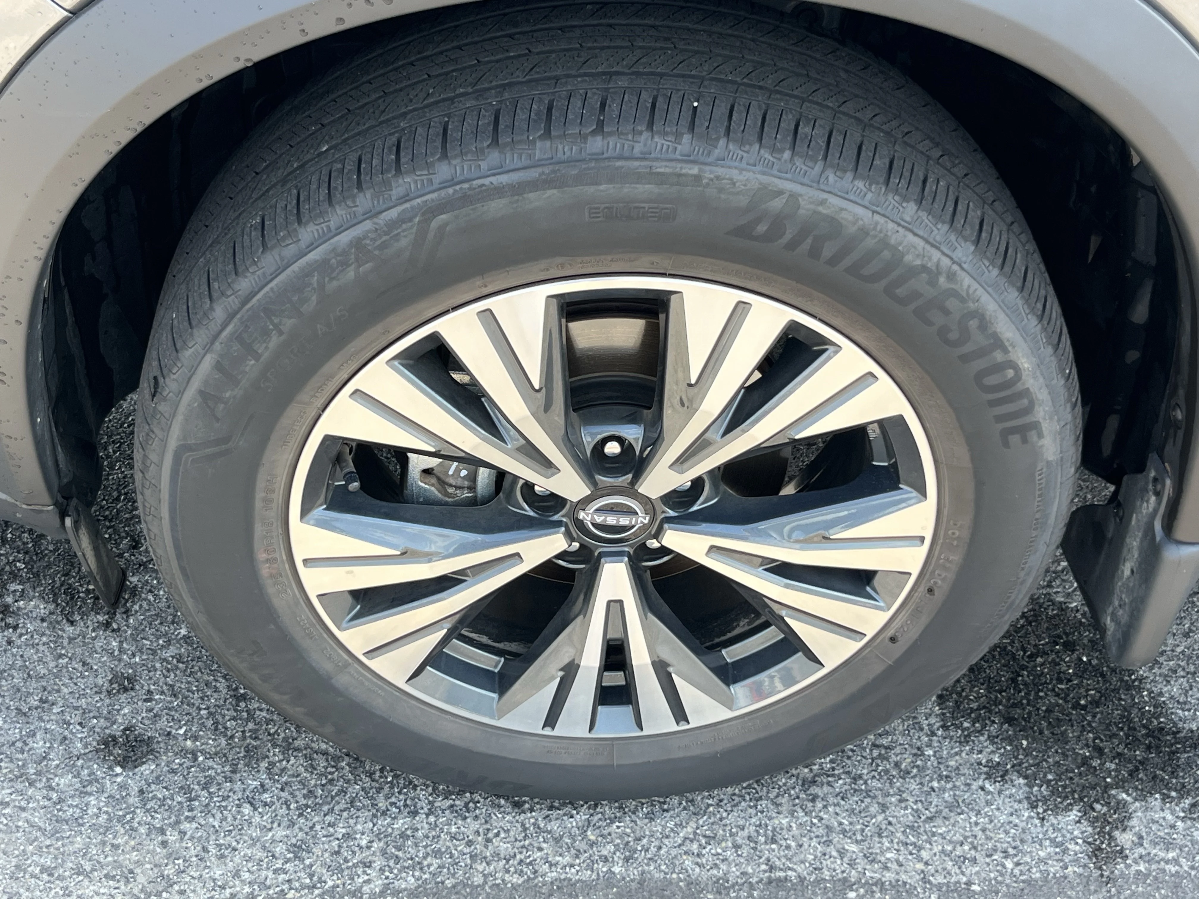 Used 2023 Gun Metallic Nissan SV image 14