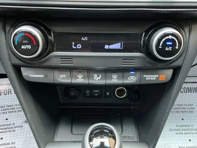 Used 2019 Gray Hyundai Ultimate image 17