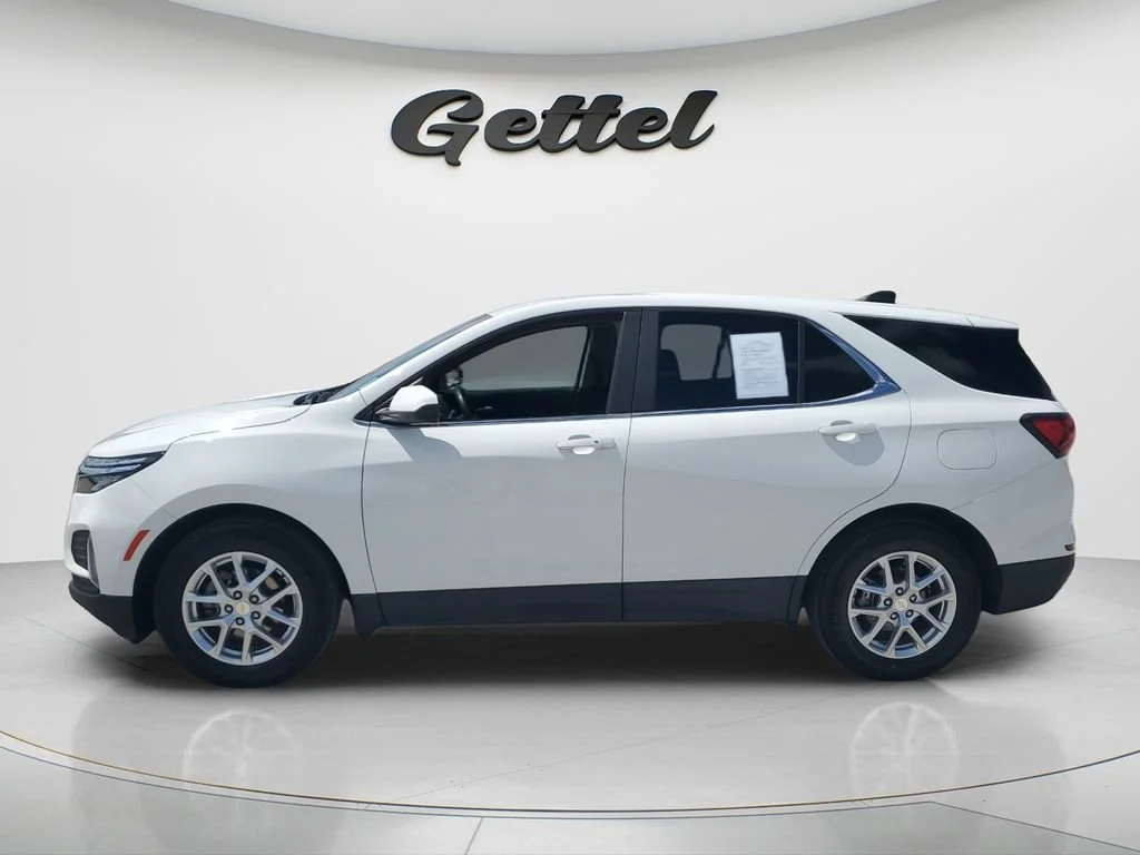 Used 2024 Summit White Chevrolet LT image 8