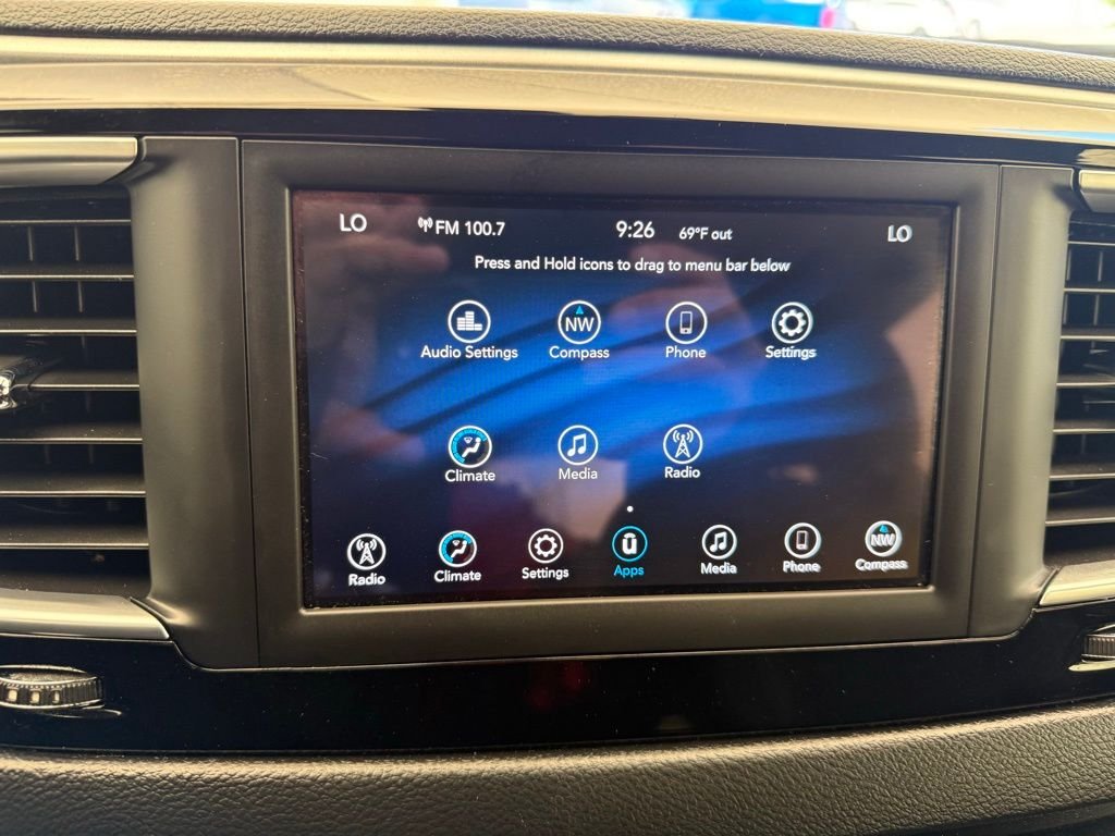 Used 2020 Brilliant Black Crystal Pearlcoat Chrysler Touring image 41