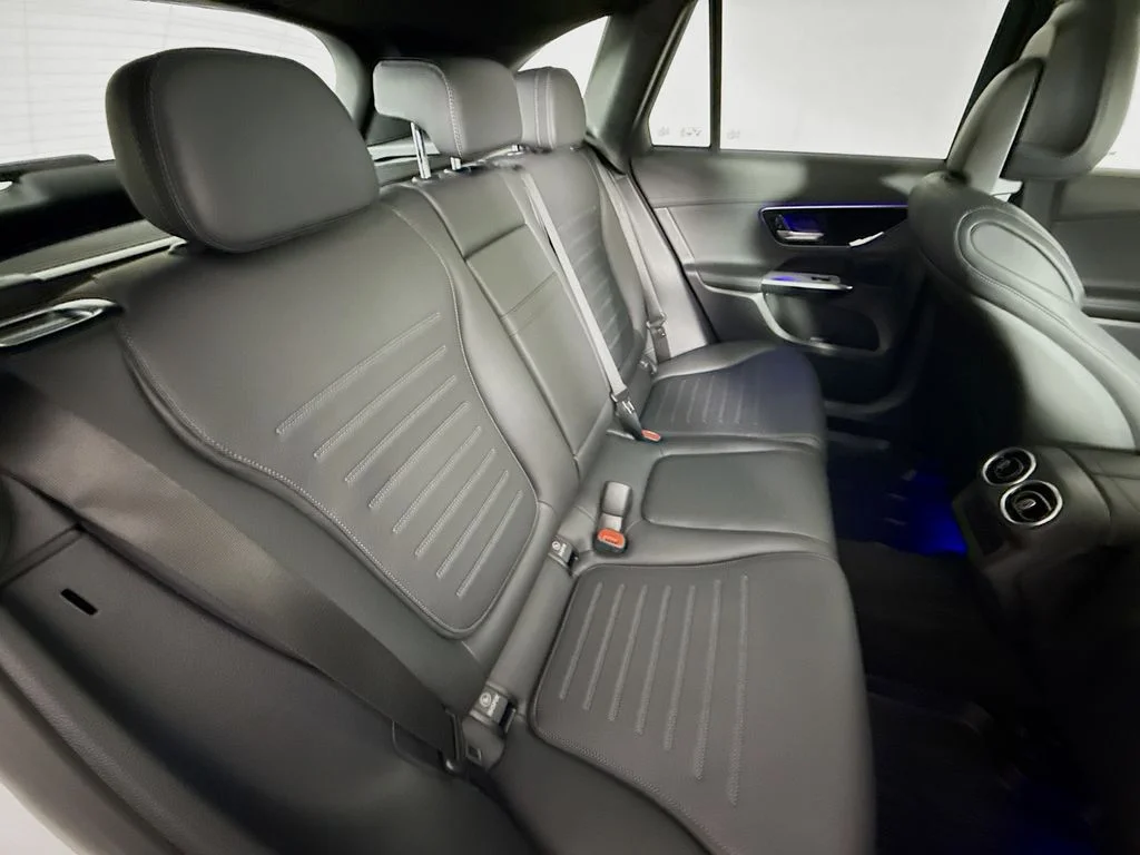 New 2026  Mercedes-Benz GLC 300 image 26