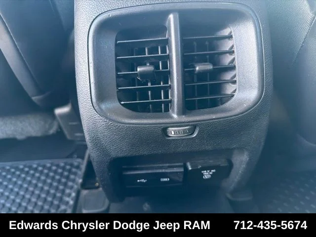 Used 2019 Gray Jeep Limited image 25