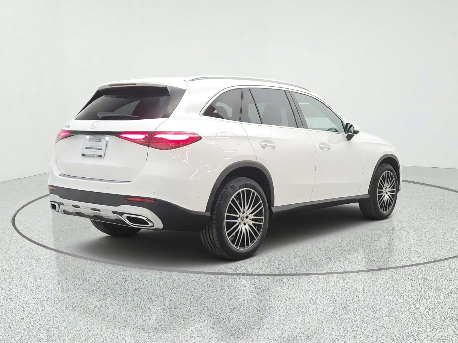 New 2027 Polar White Mercedes-Benz GLC 300 SUV image 26