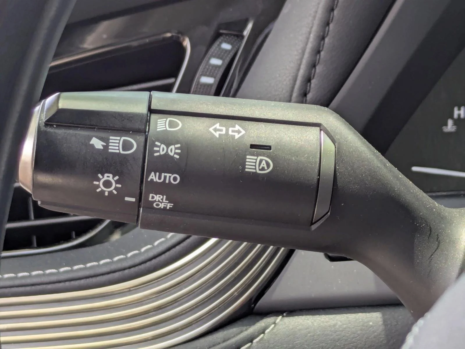 Certified Used 2023 Caviar Lexus LS 500 image 9