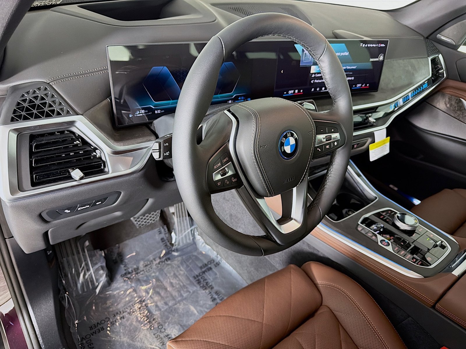 New 2026 Mora Metallic BMW xDrive50e image 9
