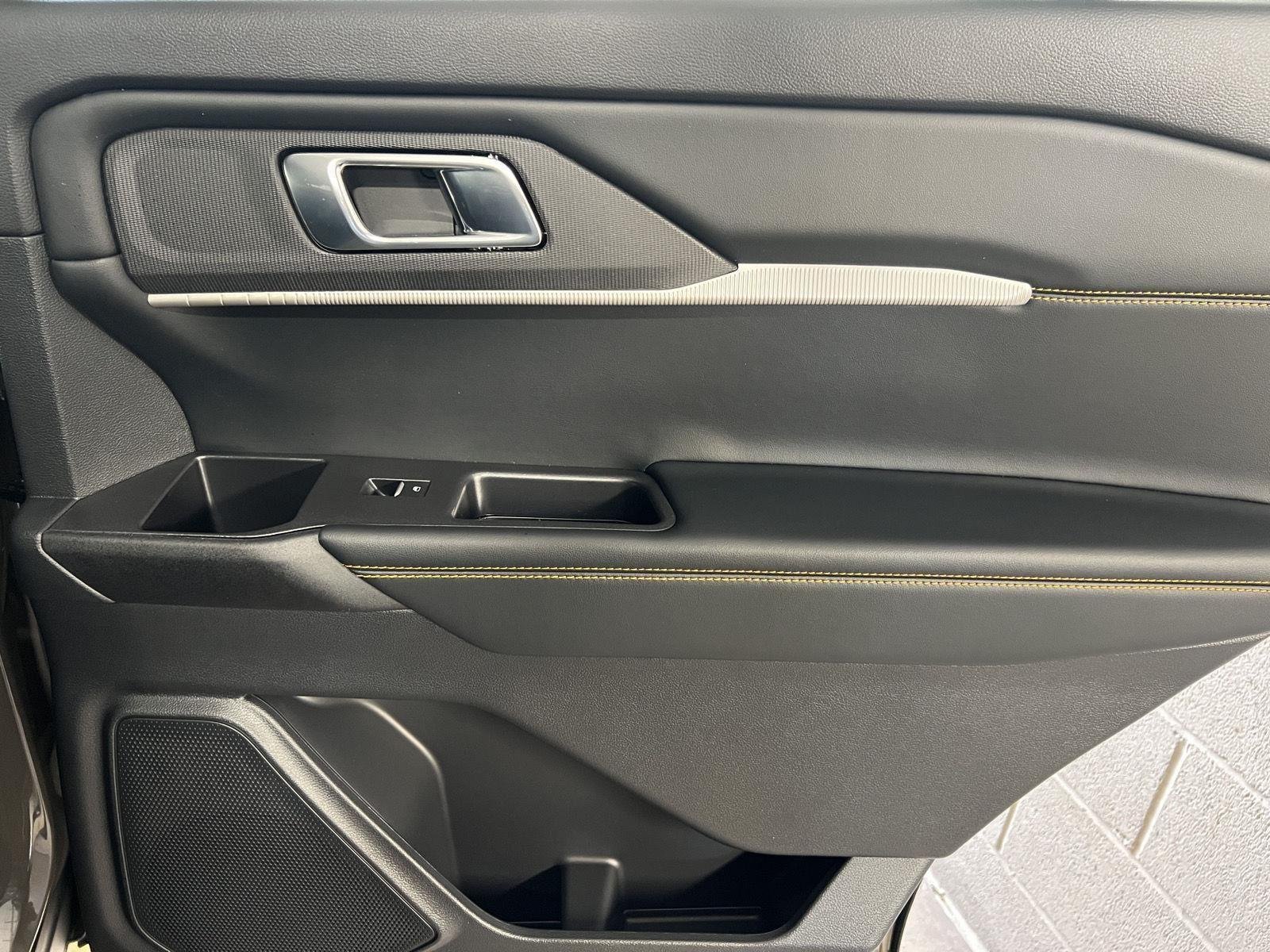 Used 2026 Marsh Gray Ford Tremor® image 14
