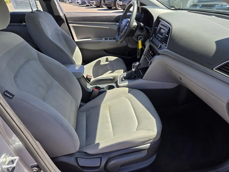 Used 2017 Gray Metallic HYUNDAI SE 2.0L AUTO (ALABAMA) *LTD AVAIL* image 14