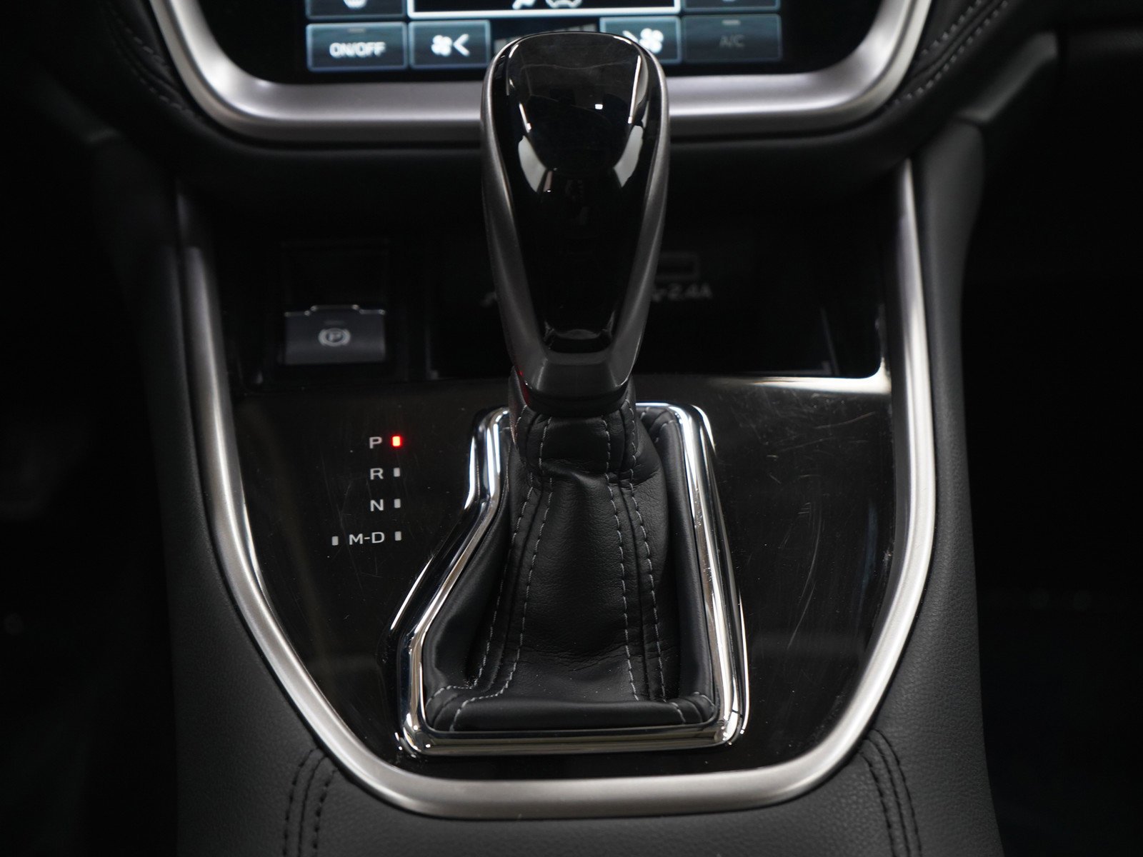 Used 2025 Crystal Black Pearl Subaru Premium image 19