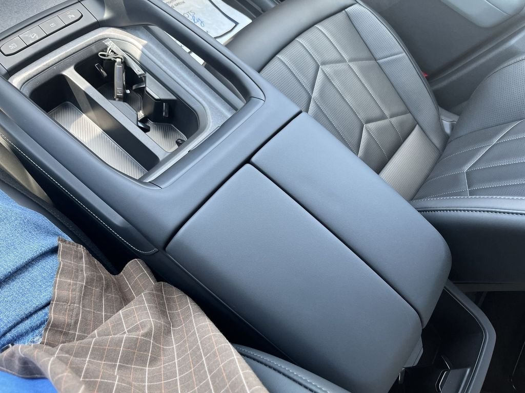 New 2027 Glacial White Pearl Kia X-Line SX image 26