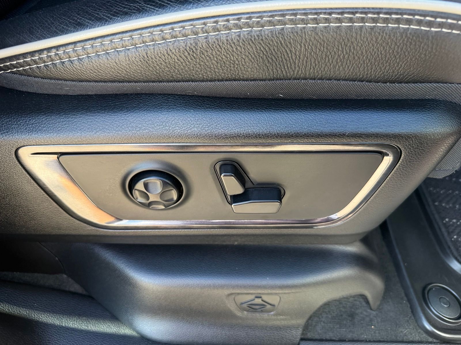 2023 RAM Ram 1500 Pickup Limited - Photo 38