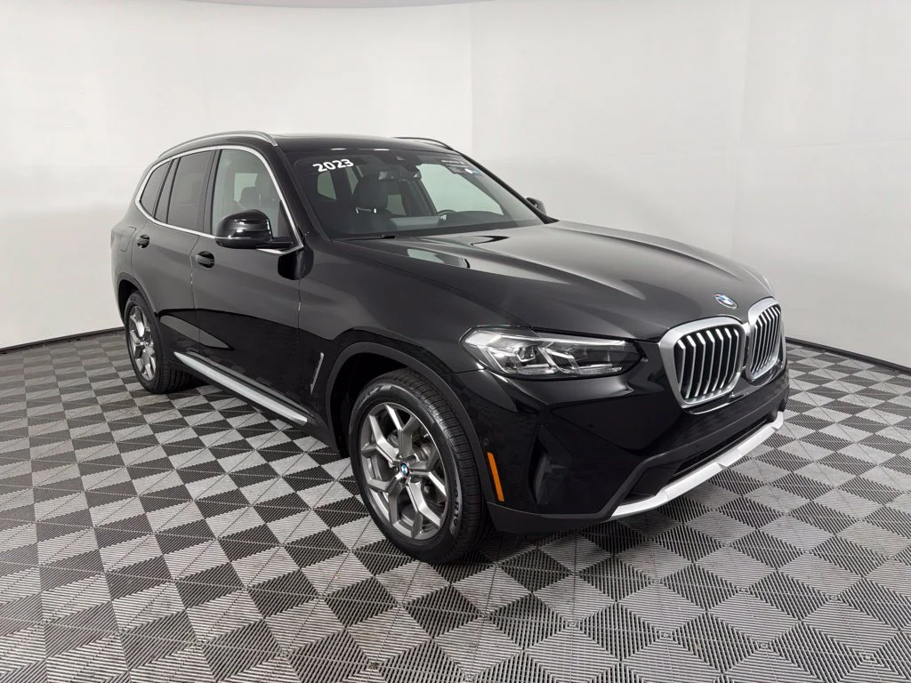 Certified Used 2023 Jet Black BMW xDrive30i image 3
