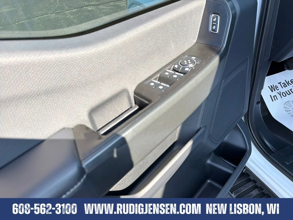 Used 2023 White Ford XL image 11