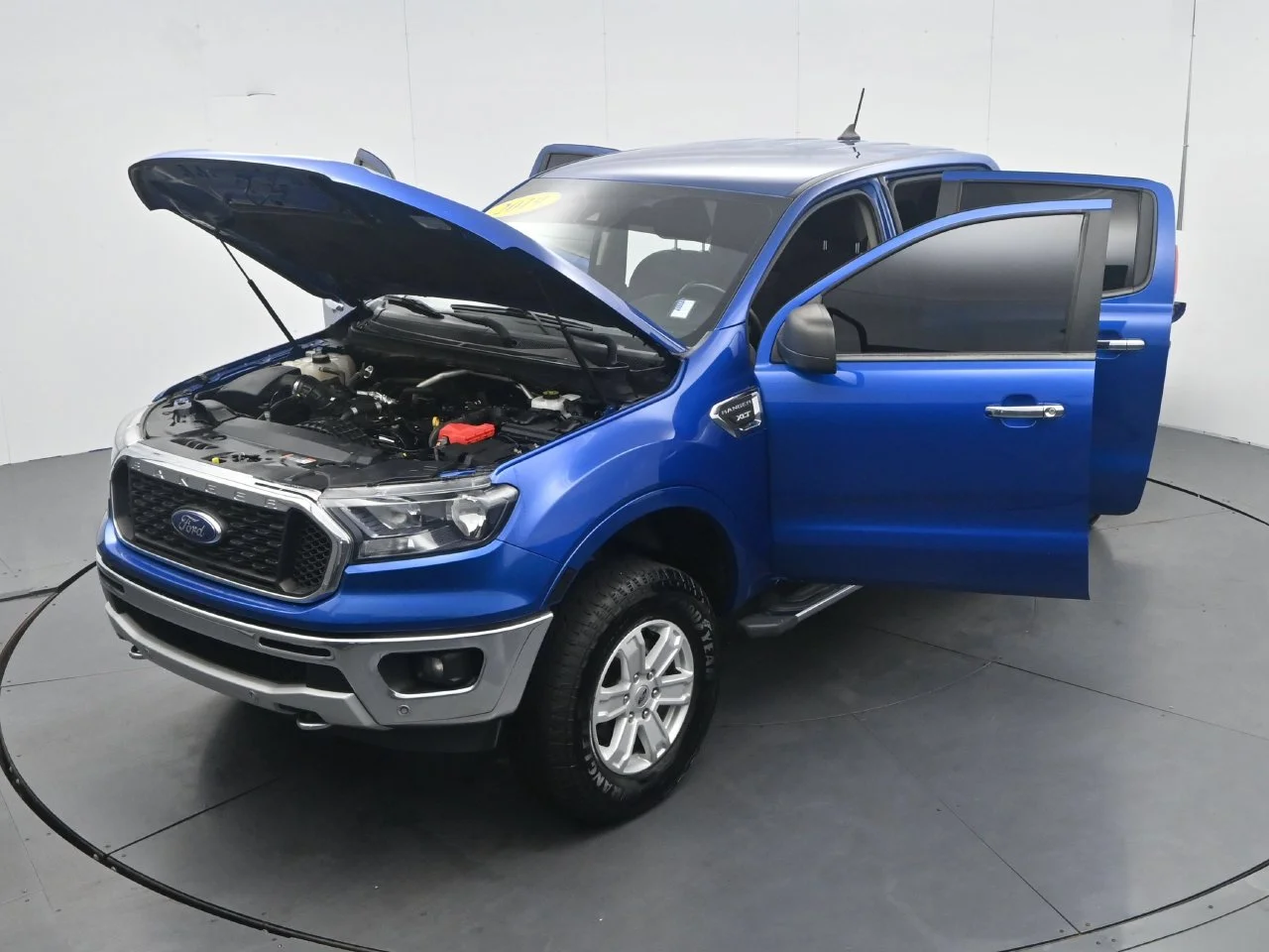 Used 2019 Lightning Blue Metallic Ford XLT image 54