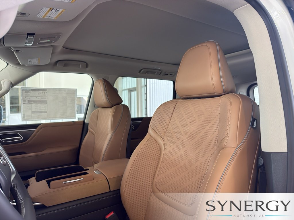 New 2027 Radiant White INFINITI LUXE image 27