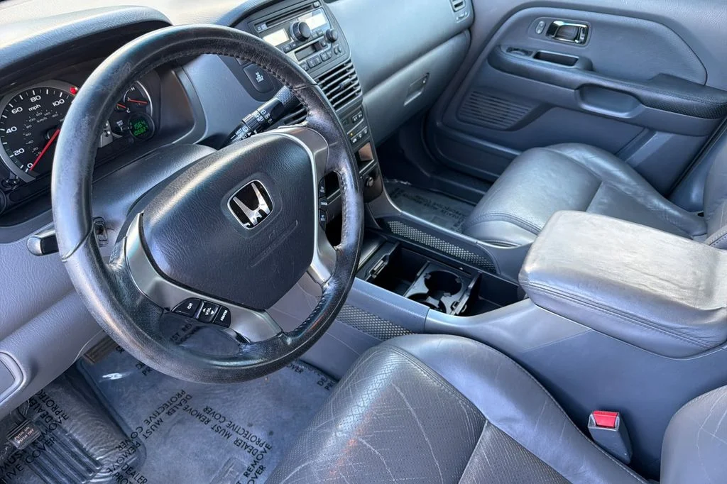 Used 2003 Starlight Silver Metallic Honda EX-L image 12
