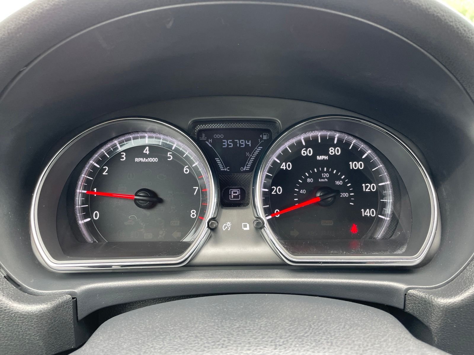 Used 2017 Silver Nissan 1.6 SV image 15