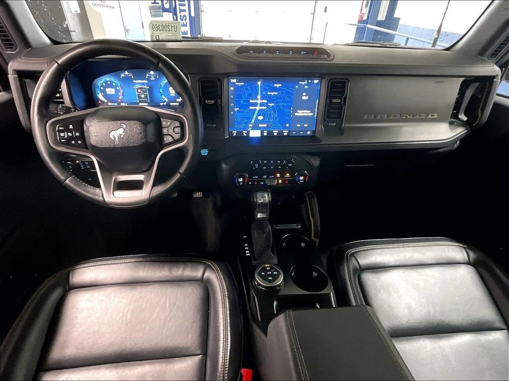 Used 2025 Red Ford Badlands image 22