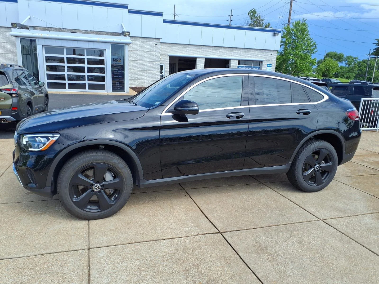 Used 2023 Black Mercedes-Benz GLC 300 image 22