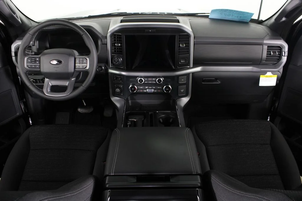 New 2026 Antimatter Blue Metallic Ford XLT image 25