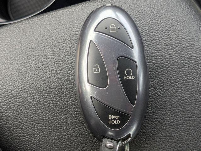 New 2026 White Hyundai SEL Sport image 31
