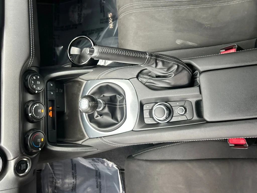 Used 2025 Red Mazda Club image 17
