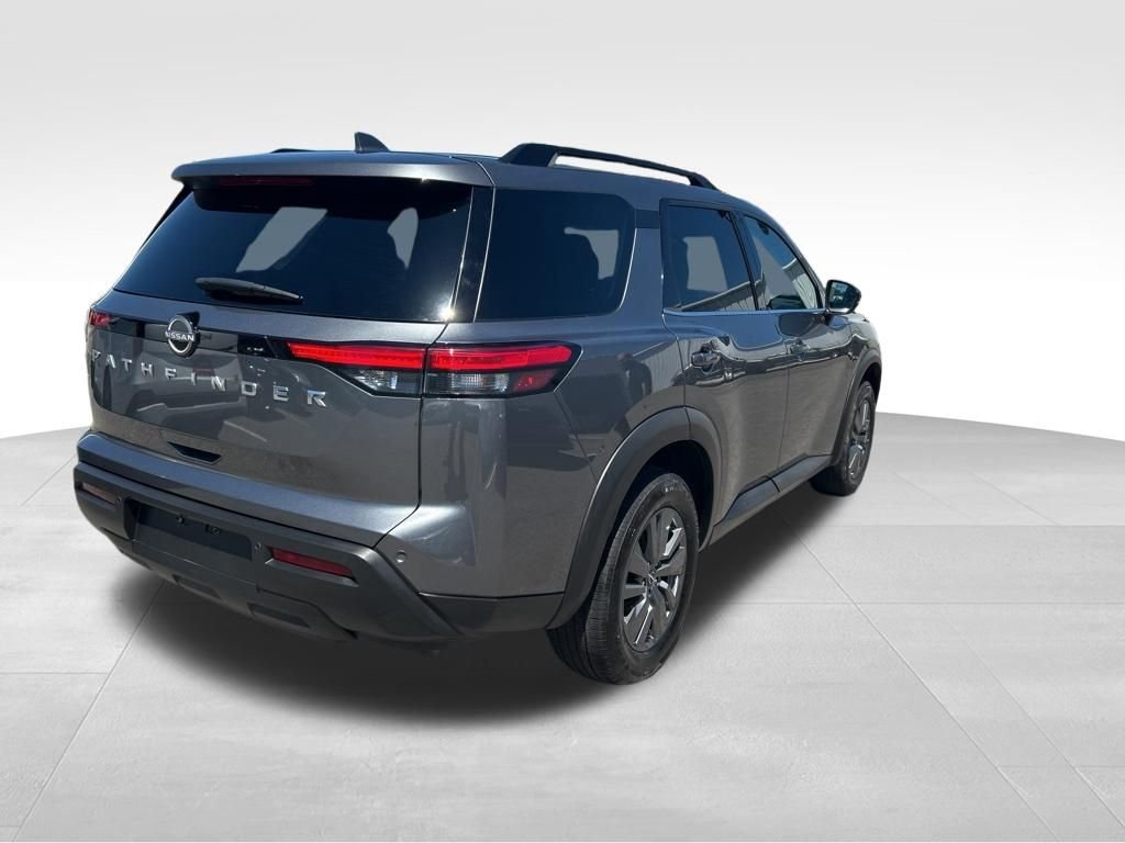 Used 2025 Gray Nissan SV image 7