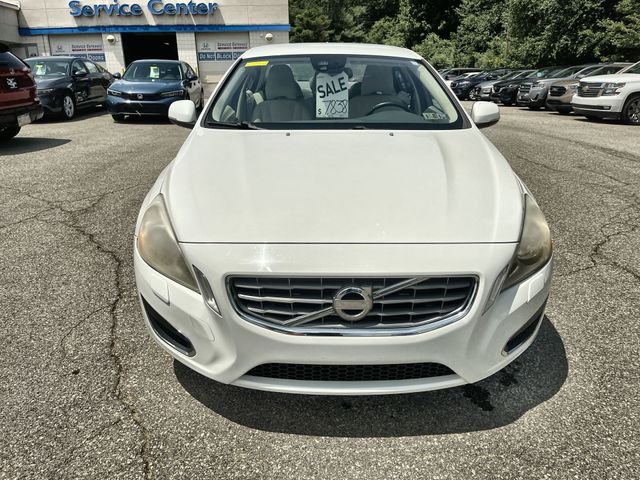 Certified Used 2013 White Volvo T5 image 11