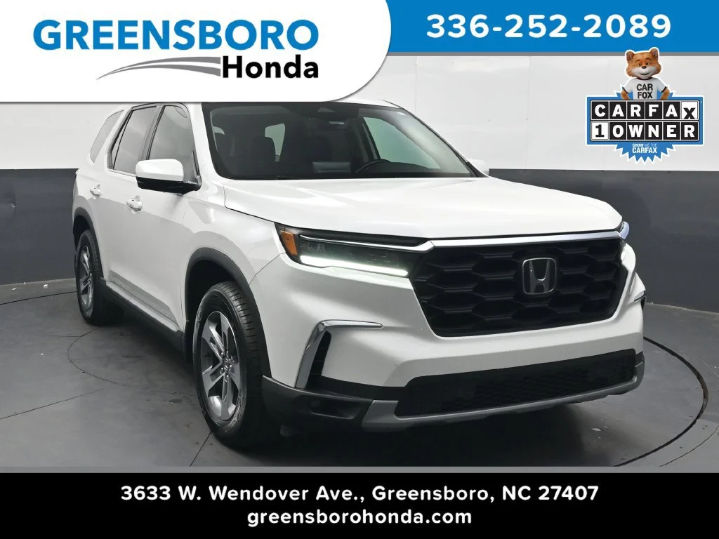Certified Used 2025 Platinum White Pearl Honda EX-L image 46