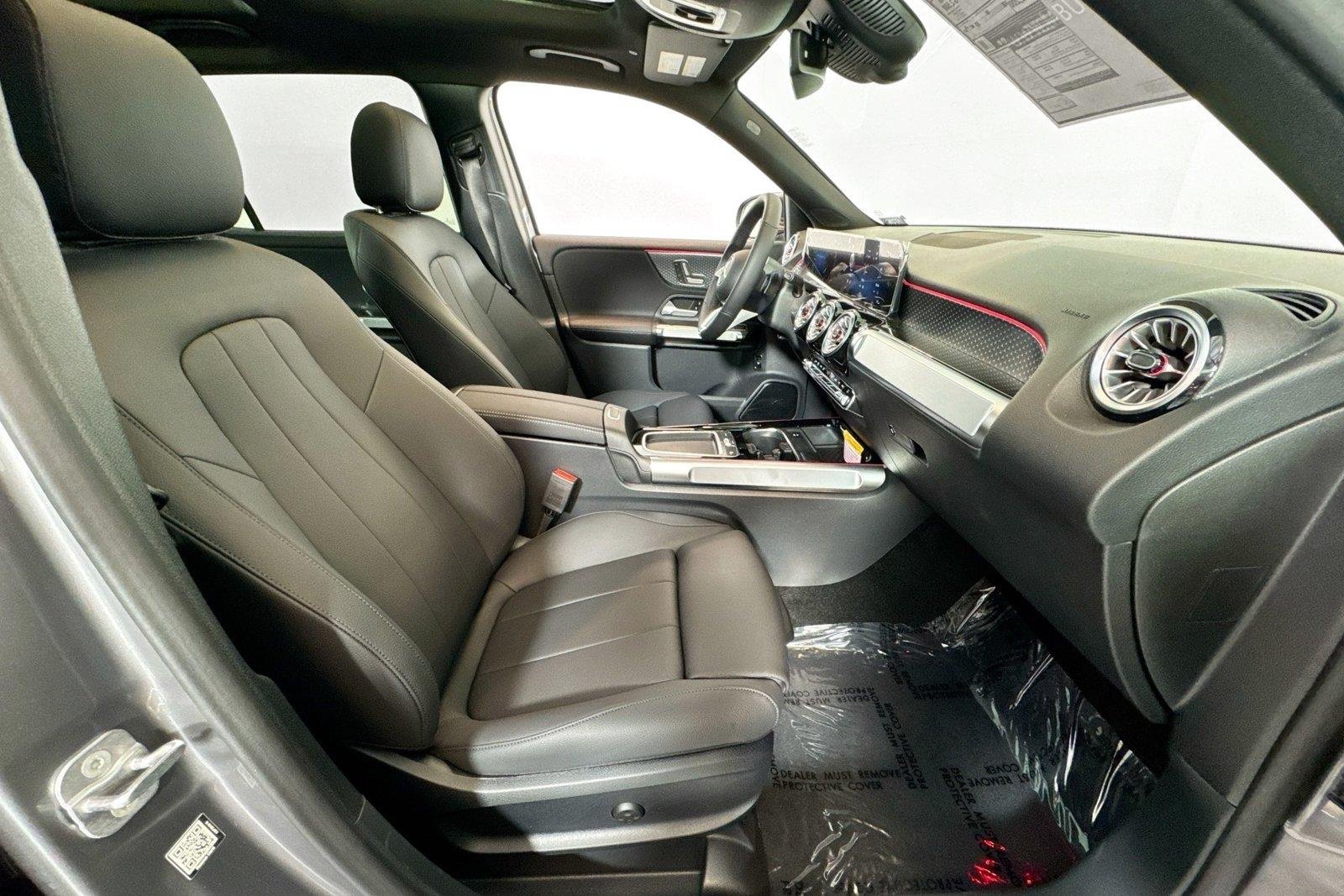 New 2026 Mountain Grey Metallic Mercedes-Benz GLB 250 image 26