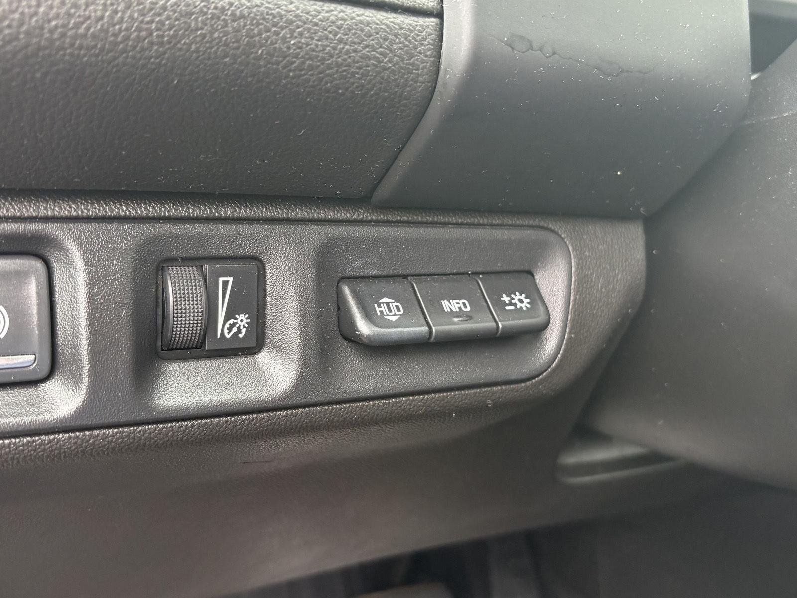 Used 2022 Midnight Blue Metallic GMC Denali image 6