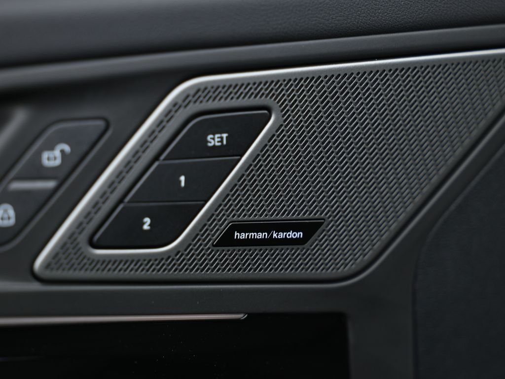 New 2026 Black Sapphire Metallic BMW xDrive28i image 16