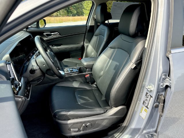 Used 2024 Silver Kia EX image 11