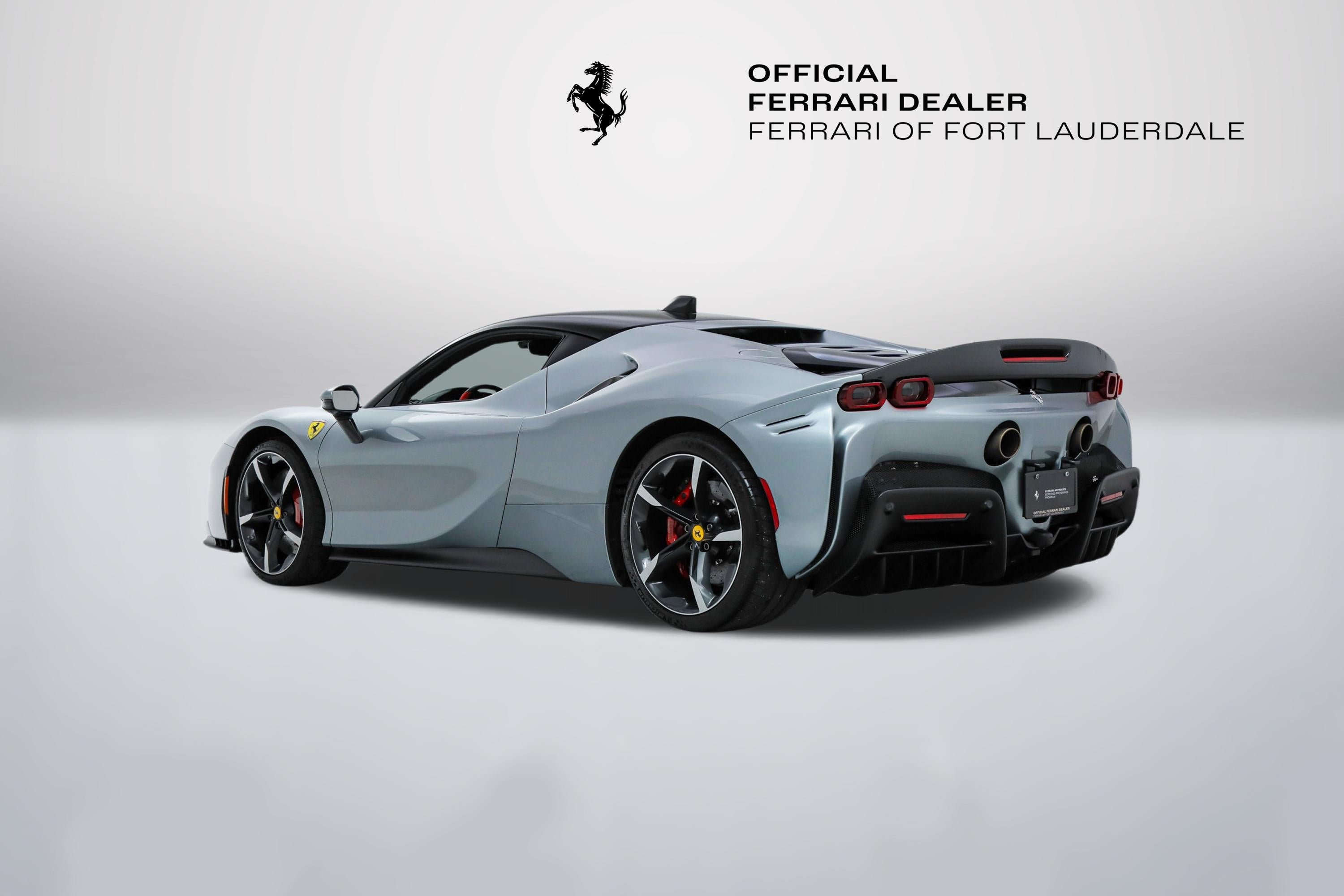 Certified Used 2022 Grigio Titanio Ferrari  image 3