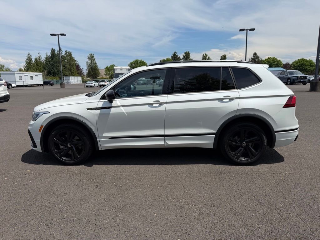 Used 2023 Pure White Volkswagen 2.0T SE R-Line Black image 5
