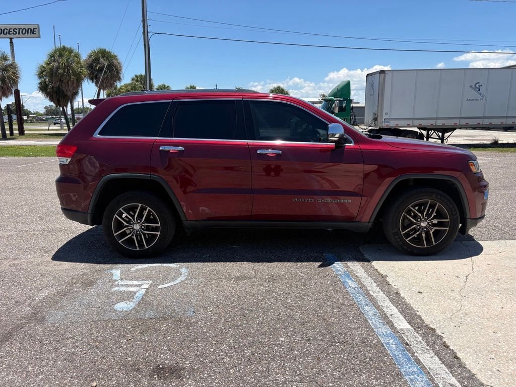 Used 2017 Red Jeep Limited image 2