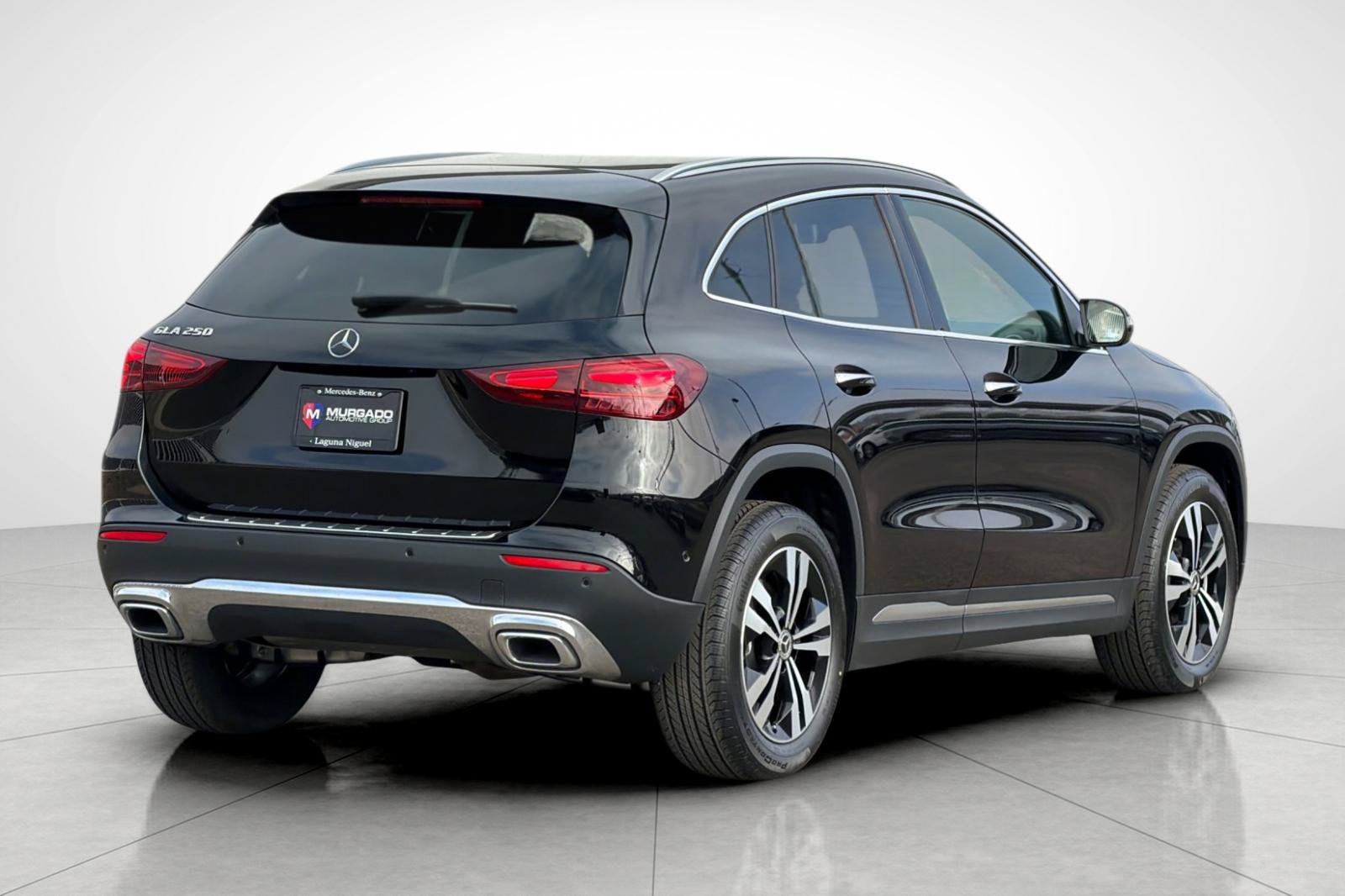 Certified Used 2025 Black Mercedes-Benz GLA 250 image 11