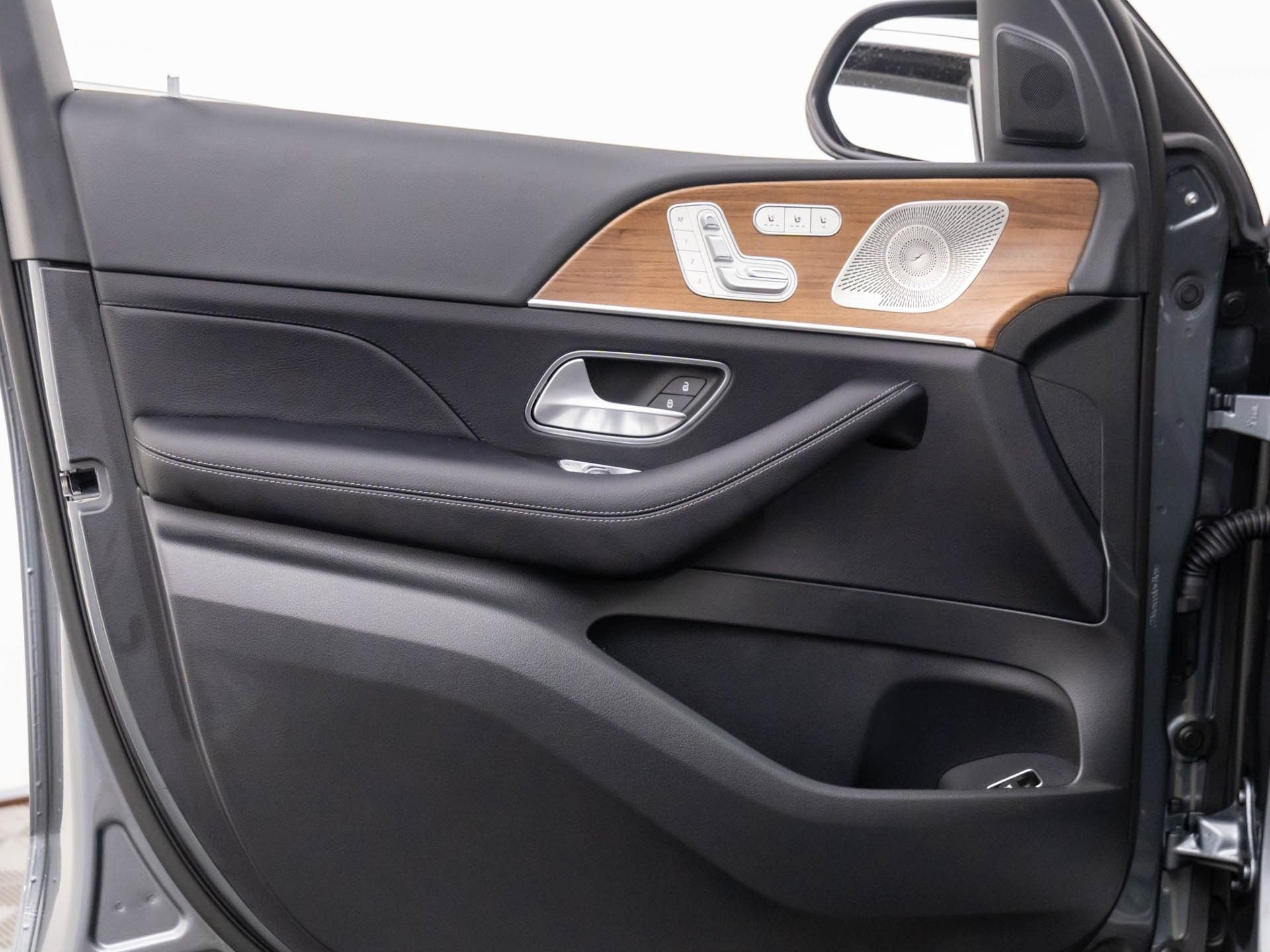 Certified Used 2026 Gray Mercedes-Benz GLE 350 image 12