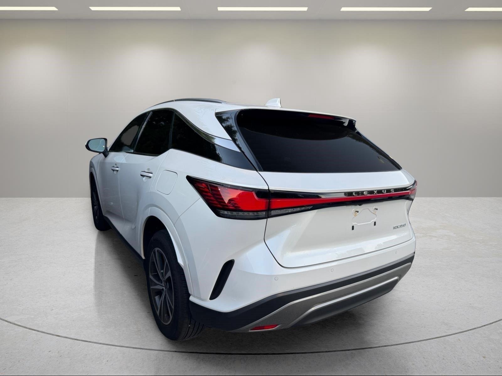 Used 2025 Eminent White Pearl Lexus RX 350 Premium image 7