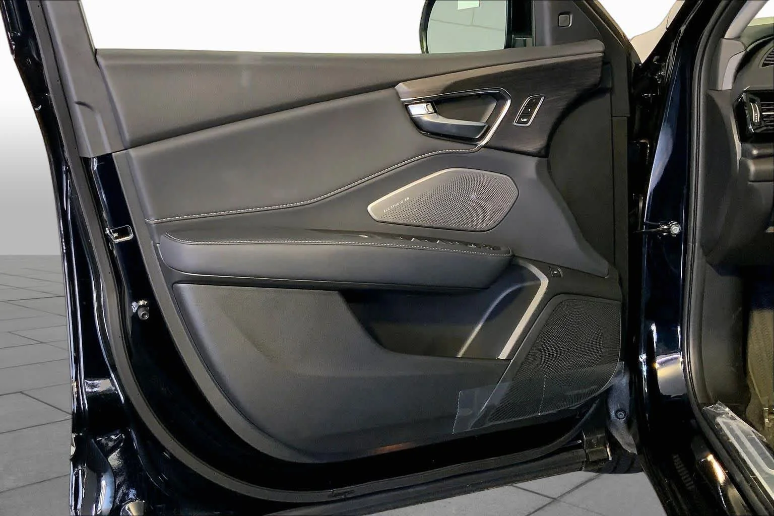 New 2026 Majestic Black Pearl Acura With Advance Package image 12