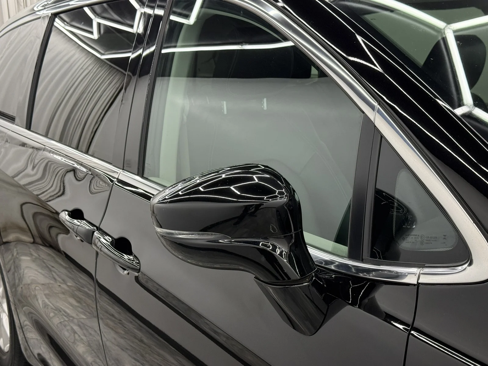 Used 2024 Diamond Black Crystal Pearlcoat Chrysler Touring L image 58