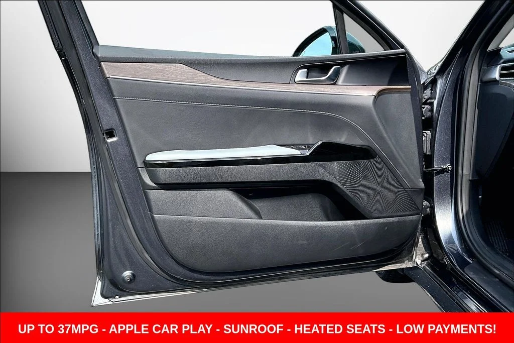 Used 2021 Gray Kia EX image 19