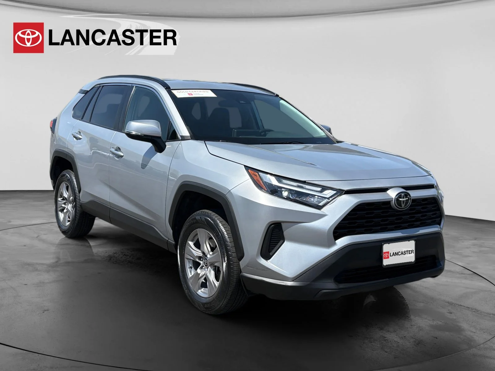 2024 Toyota RAV4 XLE FWD's photo