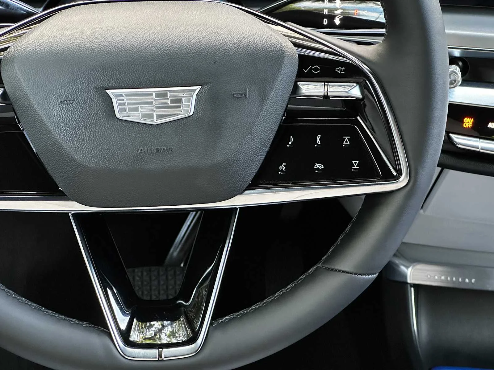 2026 Cadillac LYRIQ Sport - Photo 19