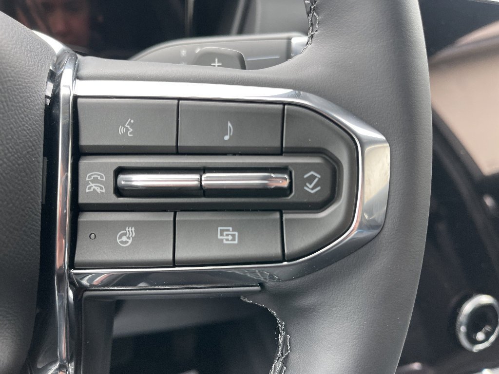 New 2026 Sterling Metallic GMC Elevation image 23