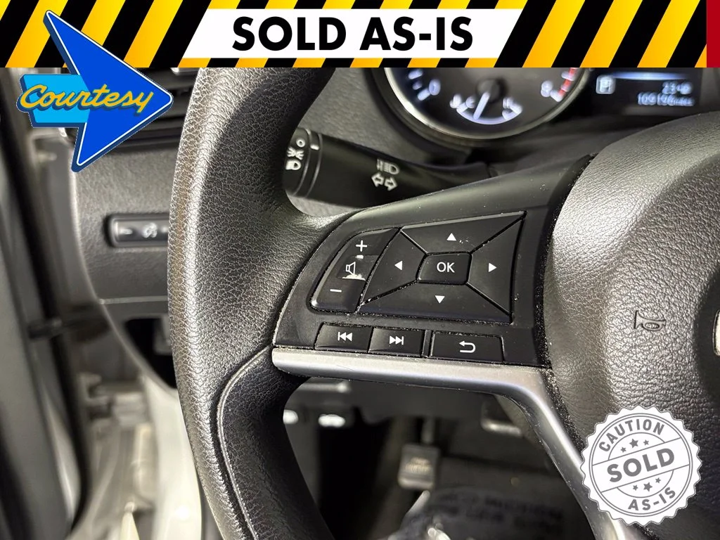 Used 2017 Silver Nissan S image 17