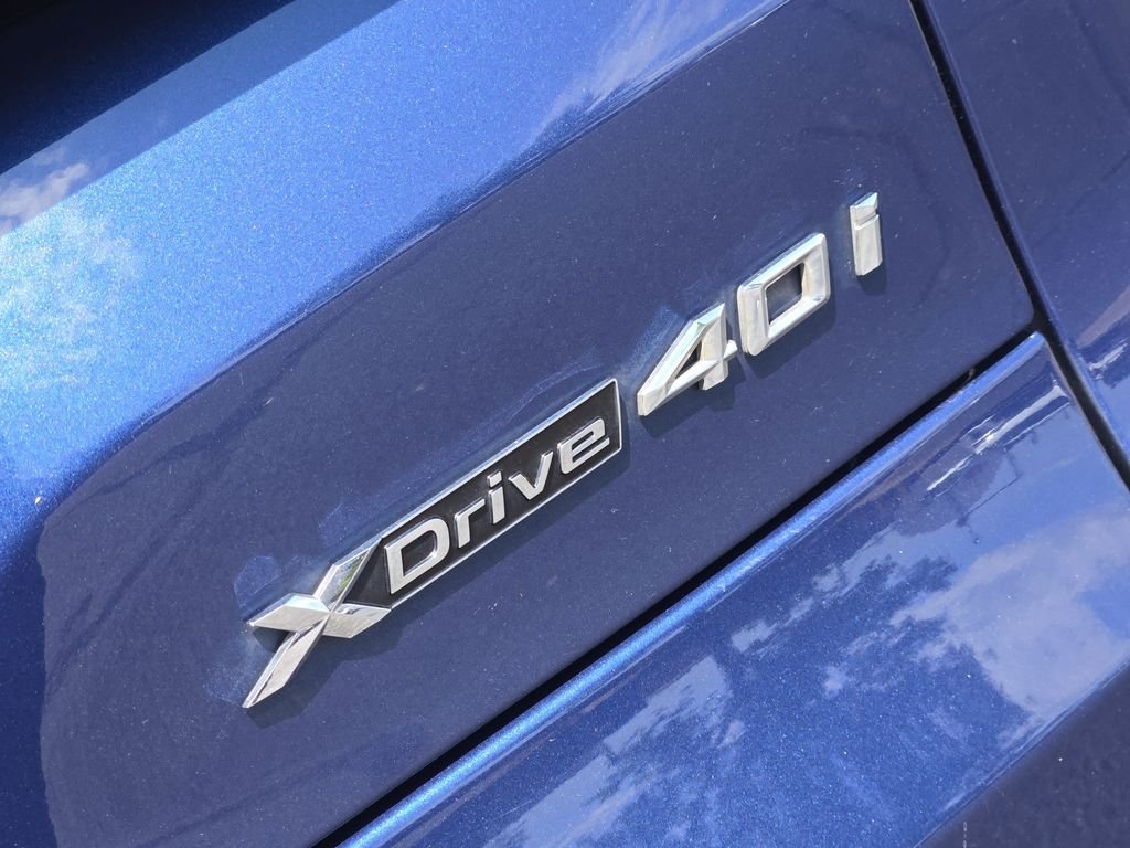 Used 2021 Blue BMW xDrive40i image 11