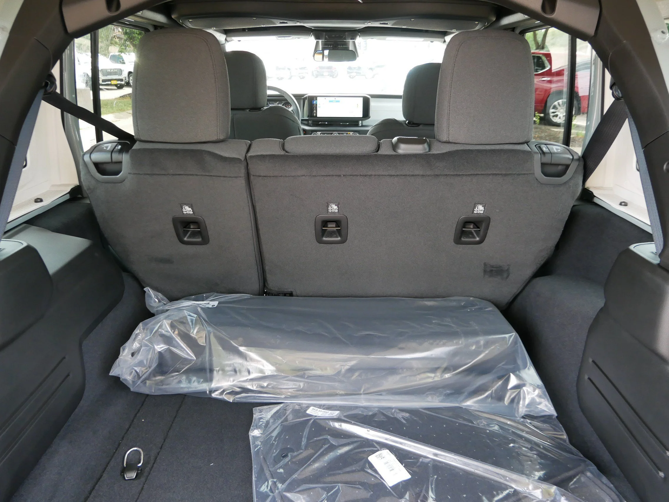 New 2026 Earl Clearcoat Jeep Sport S image 11